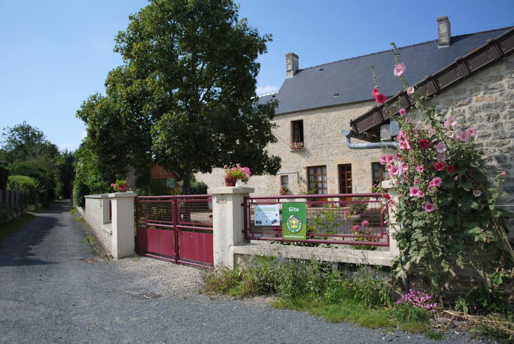 Gites Les Rainettes Vienne-en-Bessin Exteriér fotografie